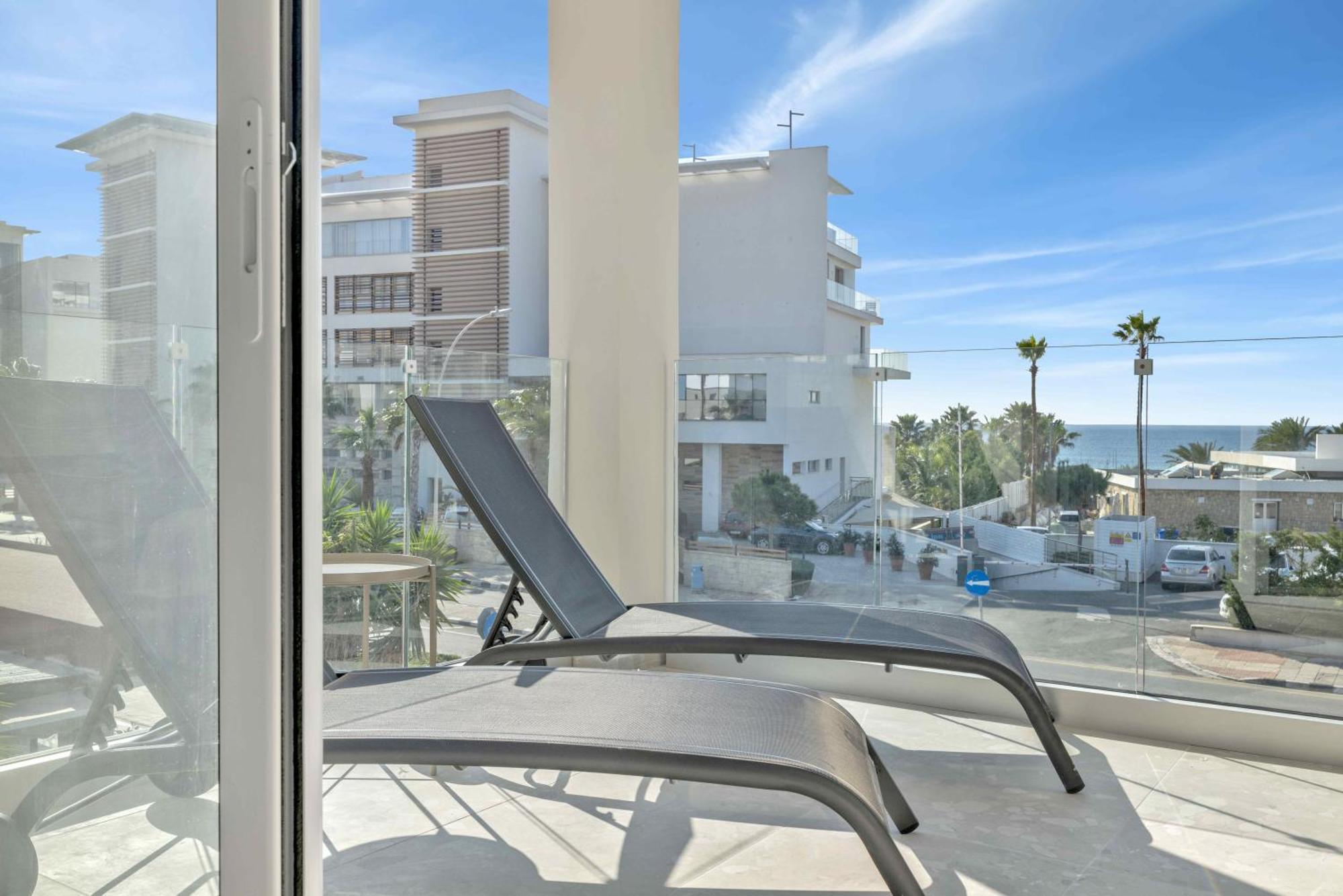 شقة Phaedrus Living: Seaview Luxury Flat Limnaria 150 بافوس المظهر الخارجي الصورة