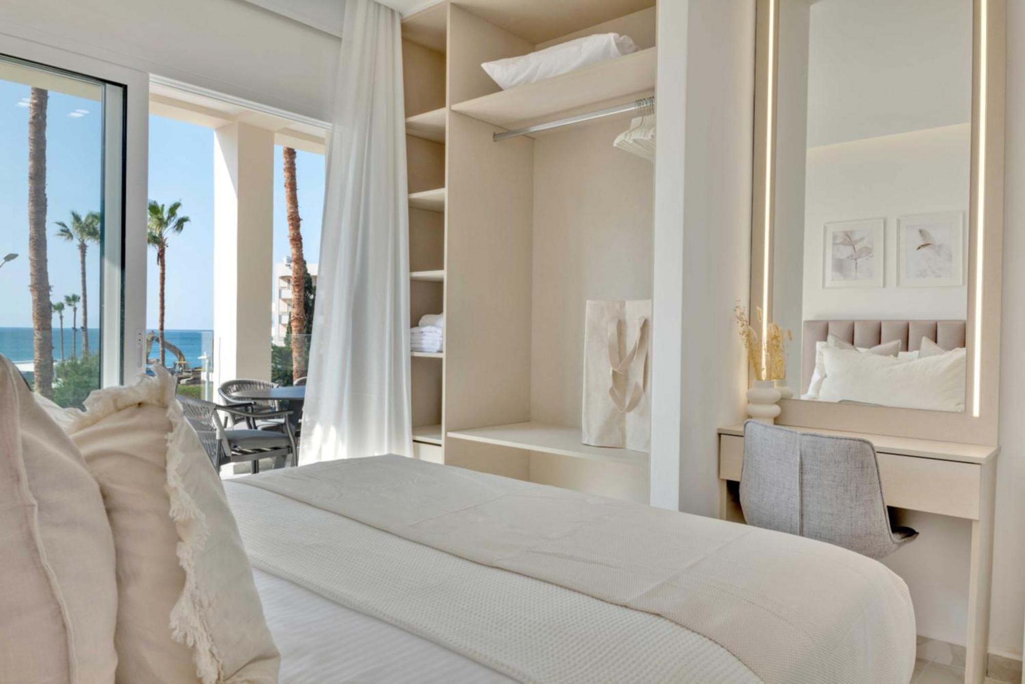 شقة Phaedrus Living: Seaview Luxury Flat Limnaria 150 بافوس المظهر الخارجي الصورة