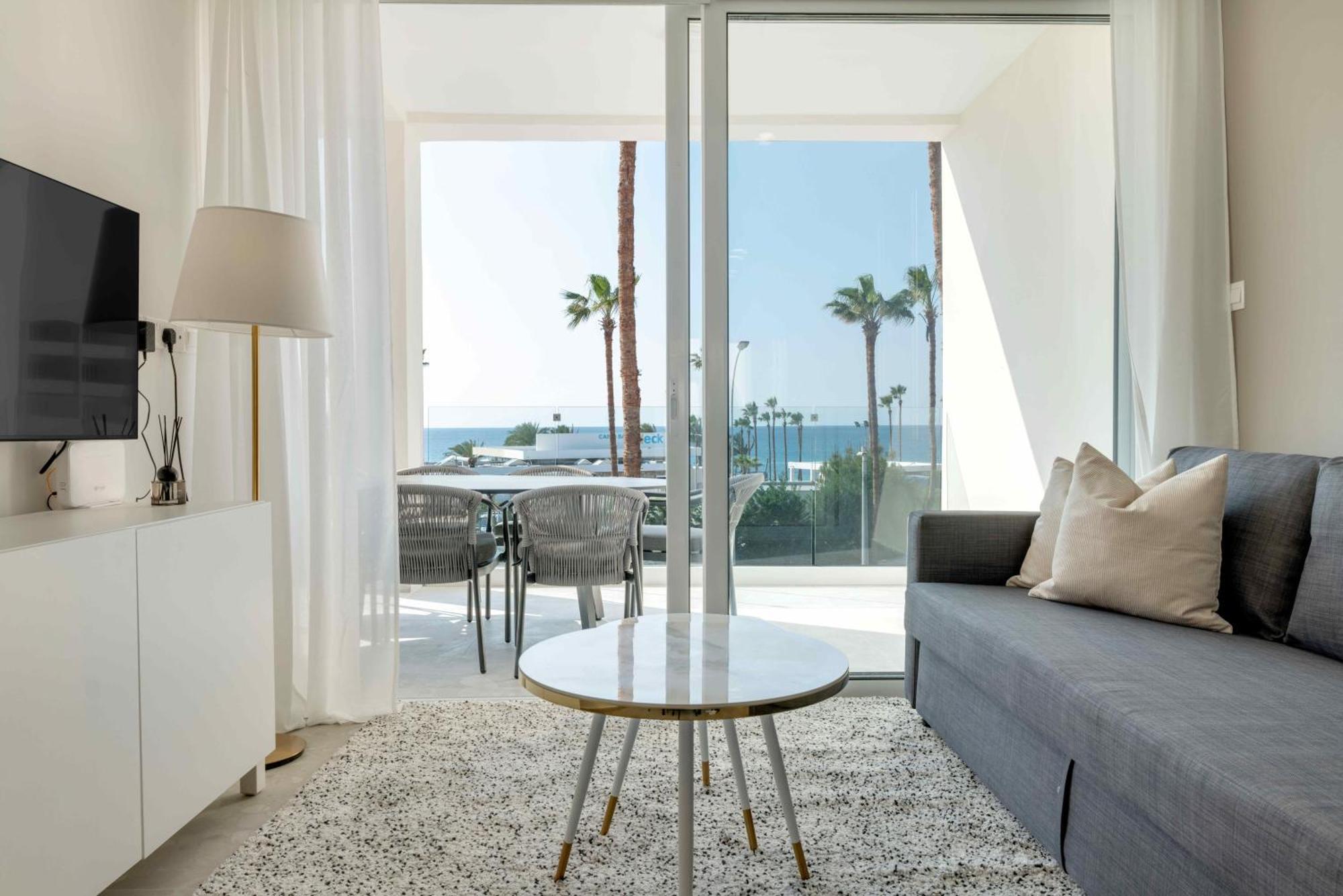 شقة Phaedrus Living: Seaview Luxury Flat Limnaria 150 بافوس المظهر الخارجي الصورة